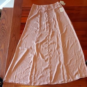 Forever 21 Blush pink maxi skirt size Large NWT